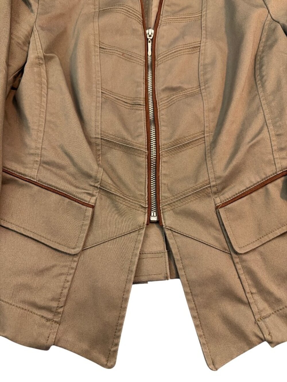 White House Black Market Tan Military Style Jacket Brown Piping Button Cuff Sz 2 - Picture 3 of 6